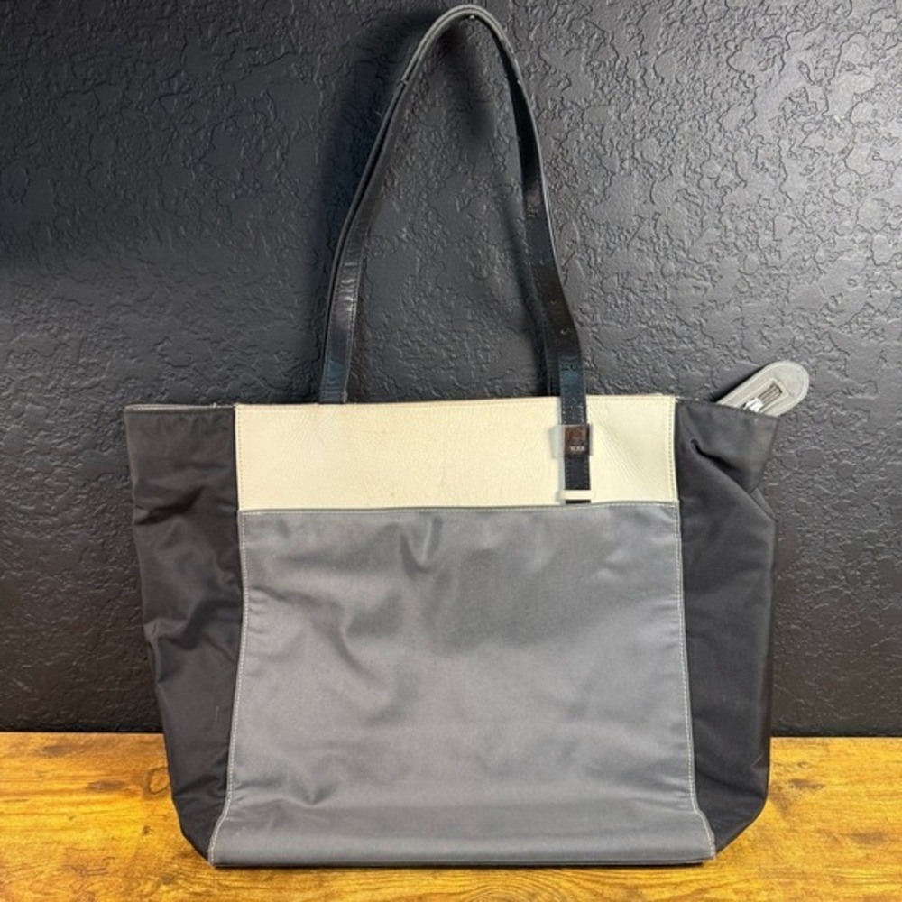 Tumi Colorblock Black Grey Cream Ballistic Nylon Leather‎ Tote Bag Womens Large